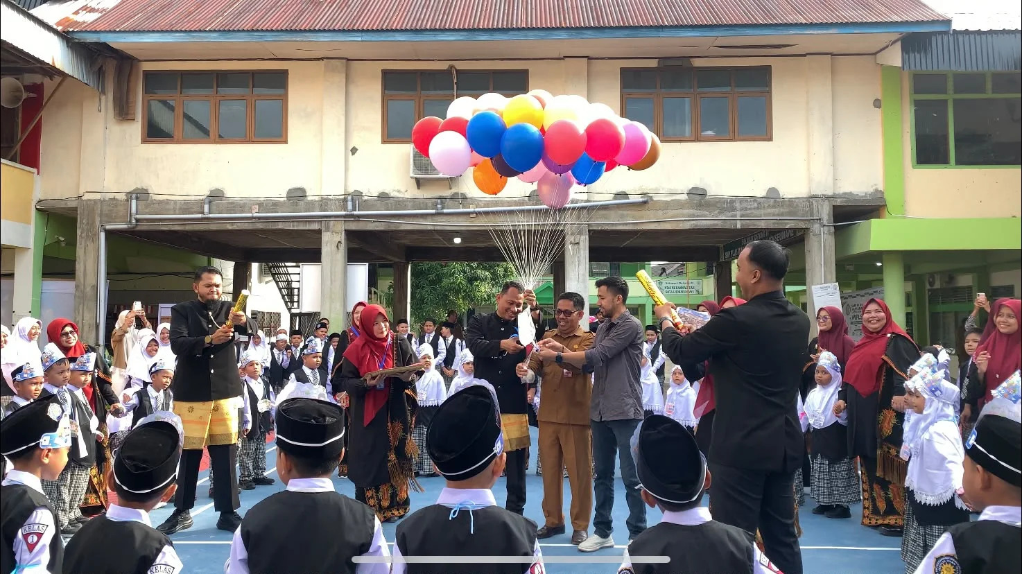 Masa Depan Dimulai Hari Ini: SDIT Muhammadiyah 6 Lhokseumawe Buka MPLS dengan Pelepasan Balon Cita-Cita